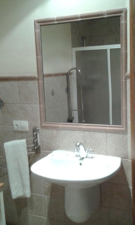 B&B Ra Tenaja Castillazuelo Habitación foto